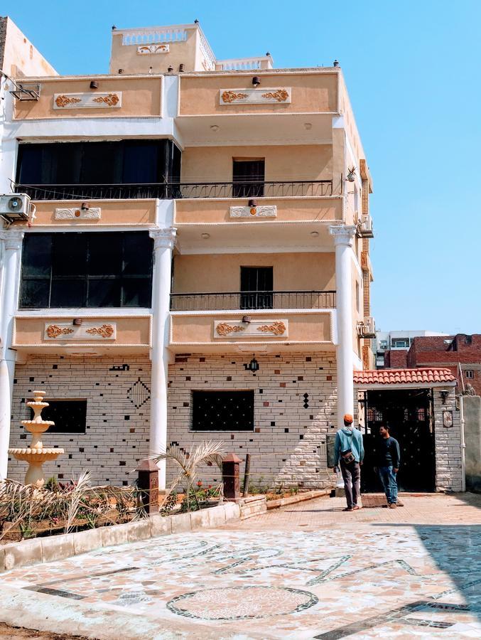 Pyramids Loft Guesthouse Kairo Exterior foto